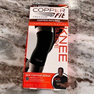 NIB Copper Fit Freedom Copper Infused Compression Knee Sleeve Black, Large